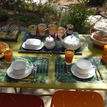 Bed & Breakfast Chambres D'hotes La Bastide Aux Bois *